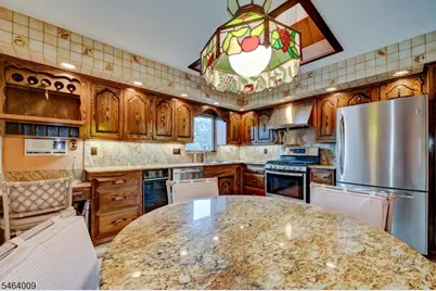 134 Hillside Ave, Nutley, NJ 07110 - Photo 18