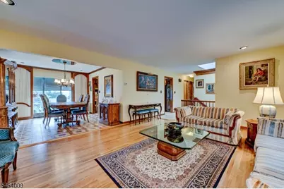 134 Hillside Ave, Nutley, NJ 07110 - Photo 10