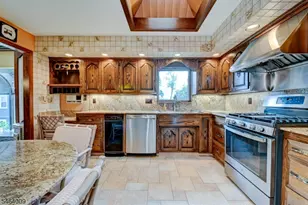 134 Hillside Ave, Nutley, NJ 07110 - Photo 16