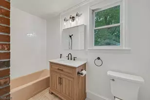 370 Sicomac Ave, Wyckoff Township, NJ 07481 - Photo 8