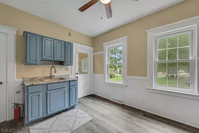 370 Sicomac Ave, Wyckoff Township, NJ 07481 - Photo 4