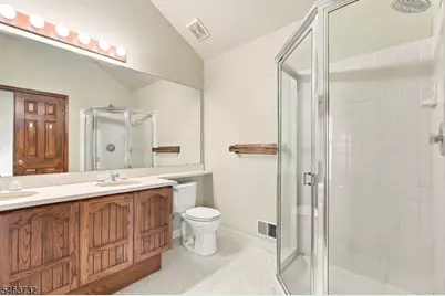 15 Champlain Way, Franklin Township, NJ 08823 - Photo 26