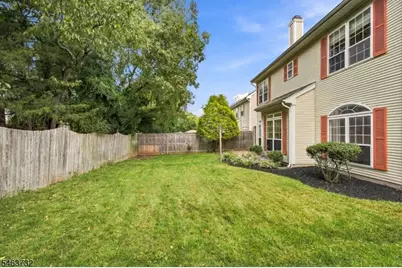 15 Champlain Way, Franklin Township, NJ 08823 - Photo 38