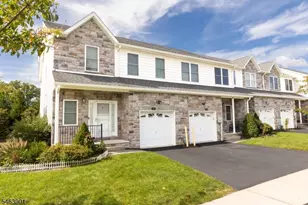 10 DeCroce Ct, Parsippany, NJ 07054 - Photo 2