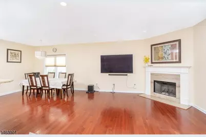 10 Decroce Ct, Parsippany, NJ 07054 - Photo 10