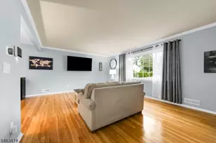 333 Foxwood Rd, Union Township, NJ 07083 - Photo 8