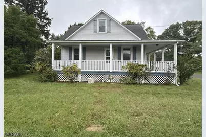 31 Fourth St, Hillsborough Township, NJ 08821 - Photo 4