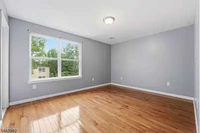 572 S 11th St, Newark, NJ 07103 - Photo 12