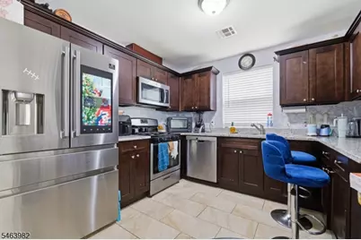 572 S 11th St, Newark, NJ 07103 - Photo 20