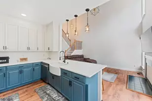 300 Hamilton Dr, Greenwich Township, NJ 08886 - Photo 8