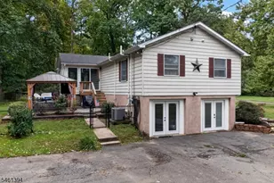267 Ellis Rd, Holland Township, NJ 08848 - Photo 4