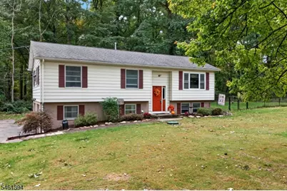 267 Ellis Rd, Holland Township, NJ 08848 - Photo 2