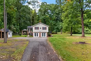 267 Ellis Rd, Holland Township, NJ 08848 - Photo 6