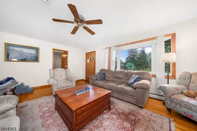154 Old Croton Rd, Raritan Township, NJ 08822 - Photo 4