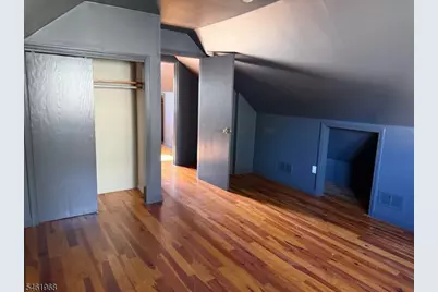 86 Sycamore Rd, Clifton, NJ 07012 - Photo 8