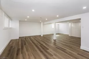 343 Meadowbrook Ln, South Orange, NJ 07079 - Photo 38