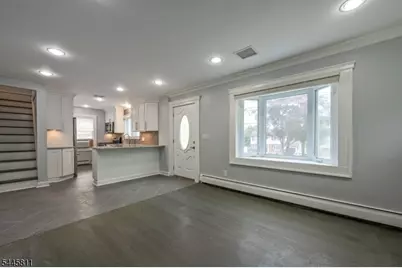 122 Garside Avenue, Wayne, NJ 07470 - Photo 8
