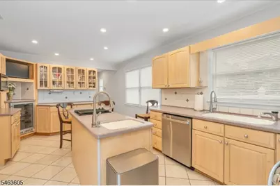 235 5th Ave, Garwood, NJ 07027 - Photo 8