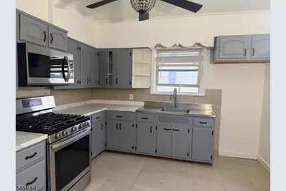 313 Chestnut St, Kearny, NJ 07032 - Photo 22