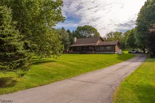 912 Potters Rd, Stillwater, NJ 07860 - Photo 2