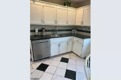 160 Woods Rd, Hillsborough Township, NJ 08844 - Photo 14