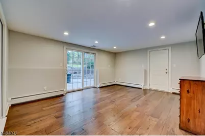 44 Northview Dr, Morris Plains, NJ 07950 - Photo 28