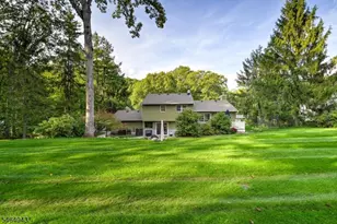 44 Northview Dr, Morris Plains, NJ 07950 - Photo 48
