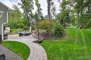 44 Northview Dr, Morris Plains, NJ 07950 - Photo 36