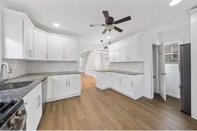 704 W Lake Ave, Rahway, NJ 07065 - Photo 6