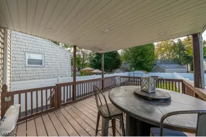 704 W Lake Ave, Rahway, NJ 07065 - Photo 20