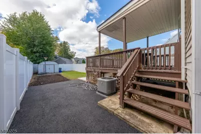 704 W Lake Ave, Rahway, NJ 07065 - Photo 18