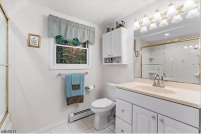 38 Old Coach Rd, Vernon, NJ 07462 - Photo 12