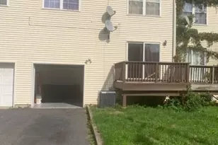 21 Holland St, Newark, NJ 07103 - Photo 2