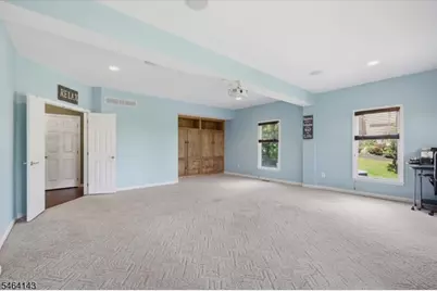 29 Old Schoolhouse Rd, Bethlehem Township, NJ 08802 - Photo 18