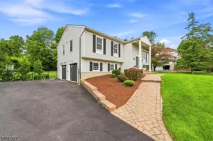 10 Darlene Ct, Randolph Township, NJ 07869 - Photo 2