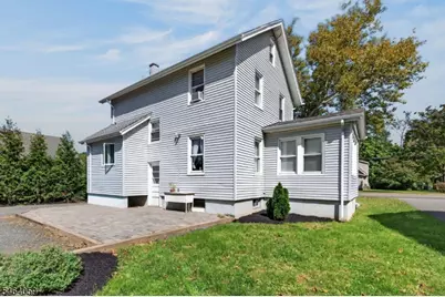 921 N Washington Ave, Green Brook Township, NJ 08812 - Photo 18