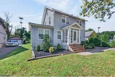 921 N Washington Ave, Green Brook Township, NJ 08812 - Photo 2