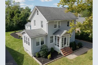 921 N Washington Ave, Green Brook Township, NJ 08812 - Photo 4