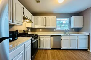 197 Vista Dr, Hanover Township, NJ 07927 - Photo 1