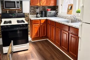 588 Monroe Ave, Elizabeth, NJ 07201 - Photo 8