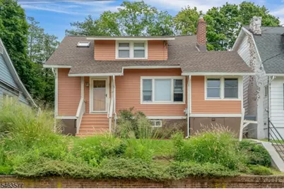 17 Floyd Rd, Verona, NJ 07044 - Photo 1