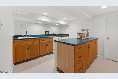 17 Floyd Rd, Verona, NJ 07044 - Photo 36