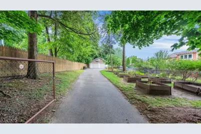 17 Floyd Rd, Verona, NJ 07044 - Photo 42
