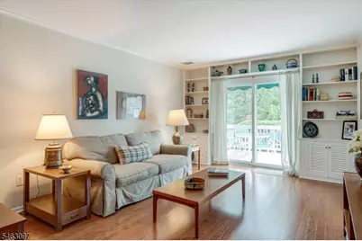16 Lexington Ct, Chatham Township, NJ 07928 - Photo 10
