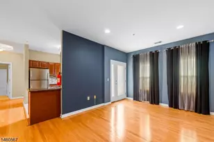 1008 Brittany, Wayne, NJ 07470 - Photo 4