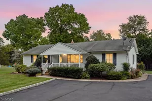 93 Sunset Rd, Montgomery Township, NJ 08502 - Photo 2