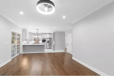 240 Atlantic Dr, Parsippany, NJ 07054 - Photo 12