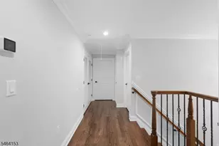 240 Atlantic Dr, Parsippany, NJ 07054 - Photo 22