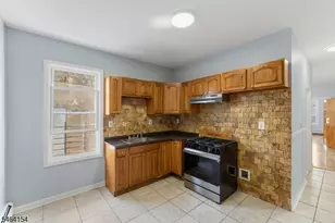 590 Hawthorne Ave, Irvington, NJ 07112 - Photo 6