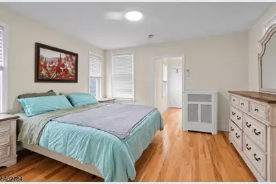 35 Clinton St, Bloomfield, NJ 07003 - Photo 24